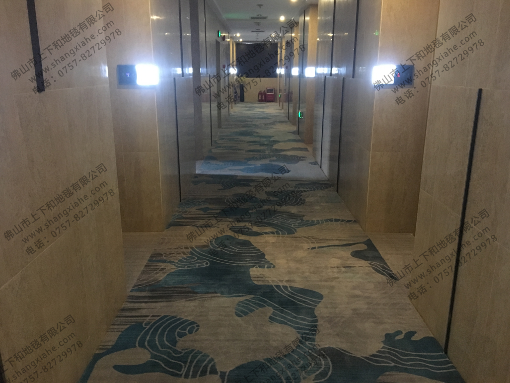 上下和地毯的酒店地毯工程案例